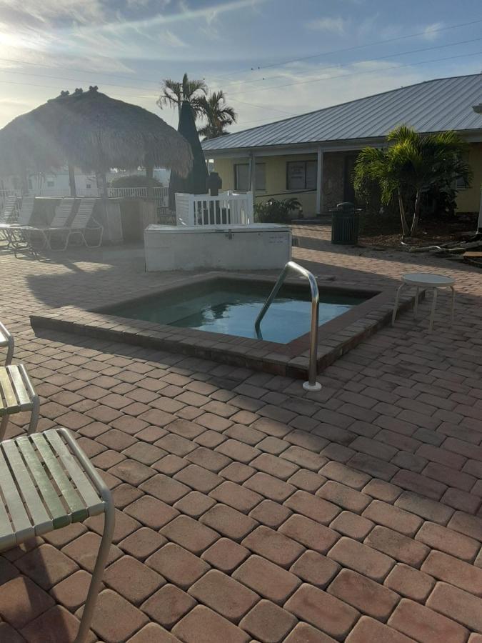 Fort Myers Beach Resort Екстер'єр фото